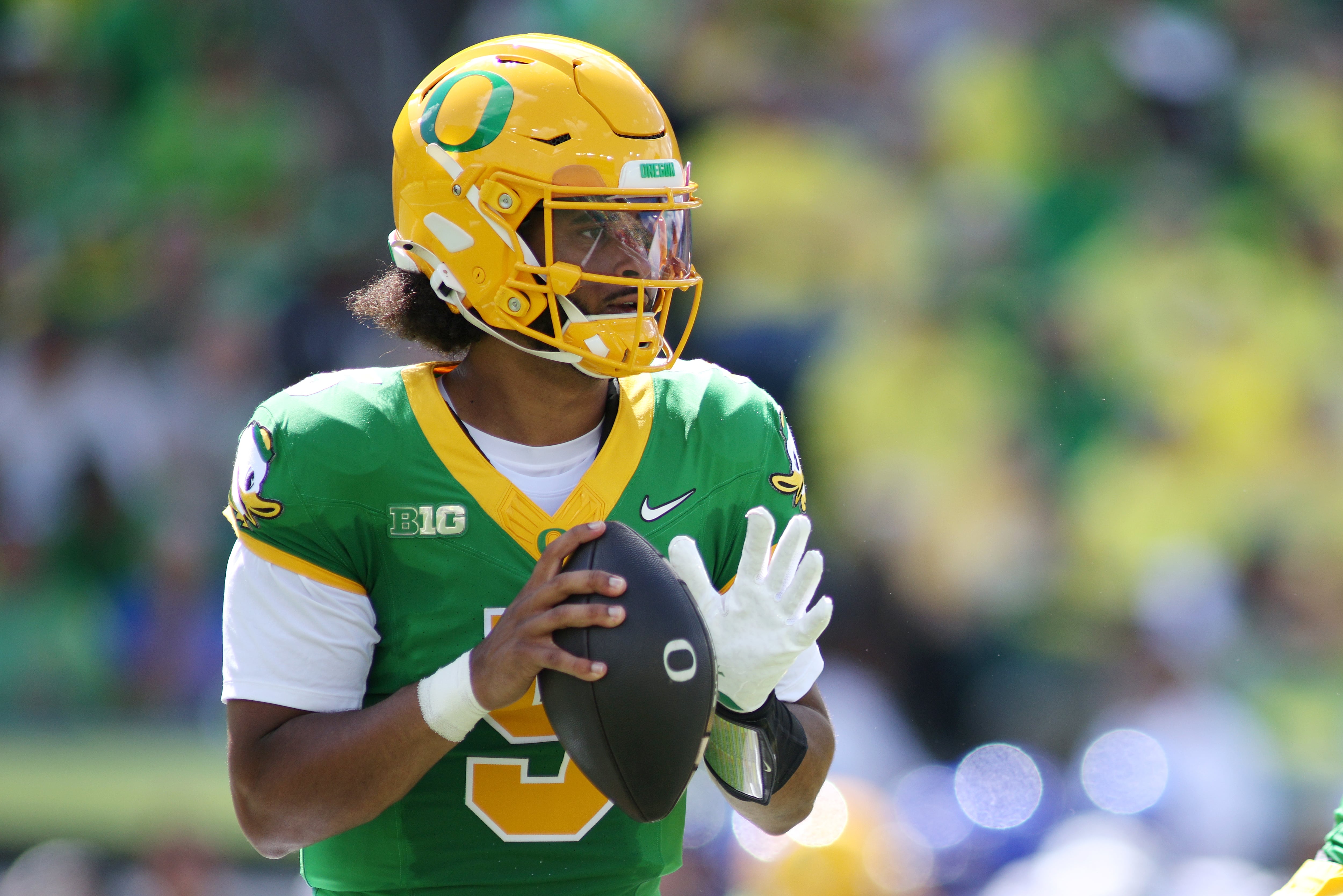 Oregon Quarterback Dante Moore Injured, Carted Off Field After Targeting Penalty
