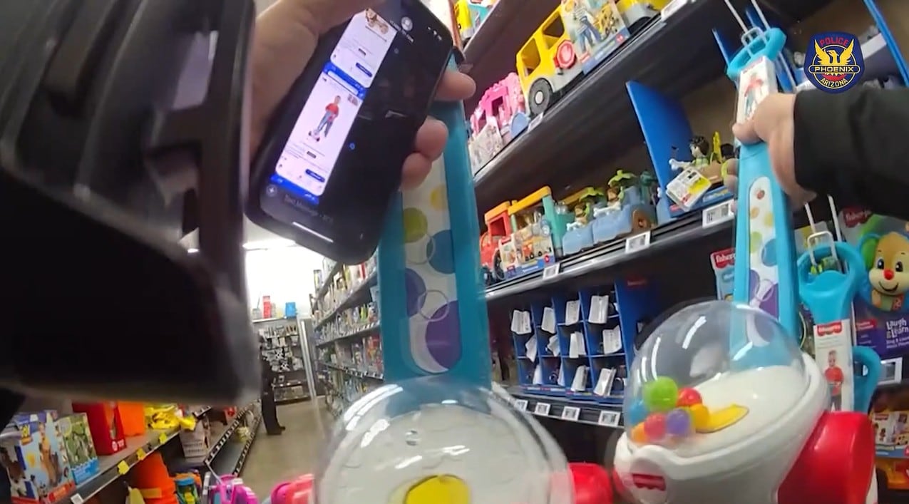 Phoenix Police Officers Purchase Birthday Gifts for Child Scammed Out of Funds