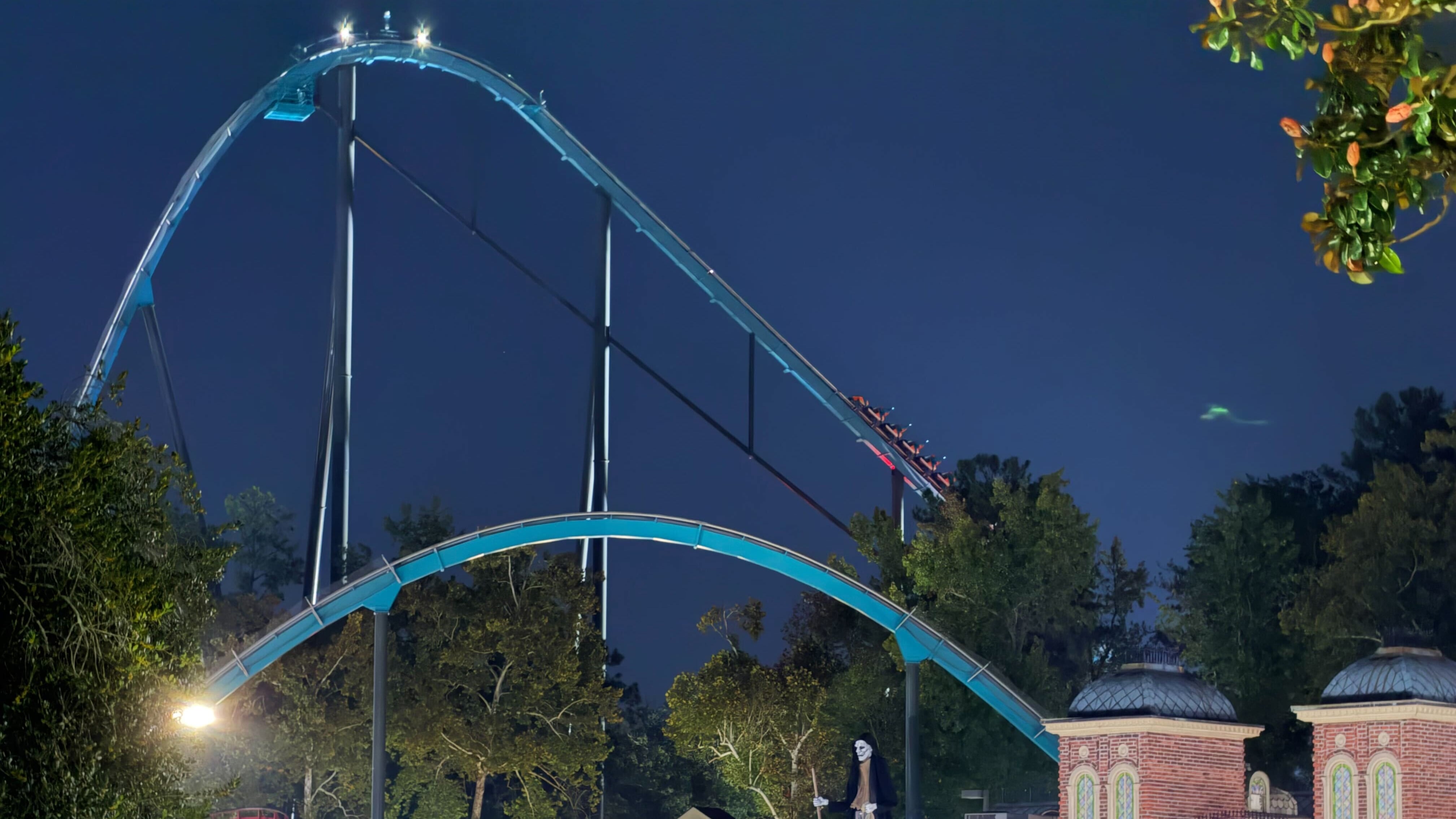 Six Flags Over Georgia Set to Reopen for Fright Fest After Fatal Coaster Fall