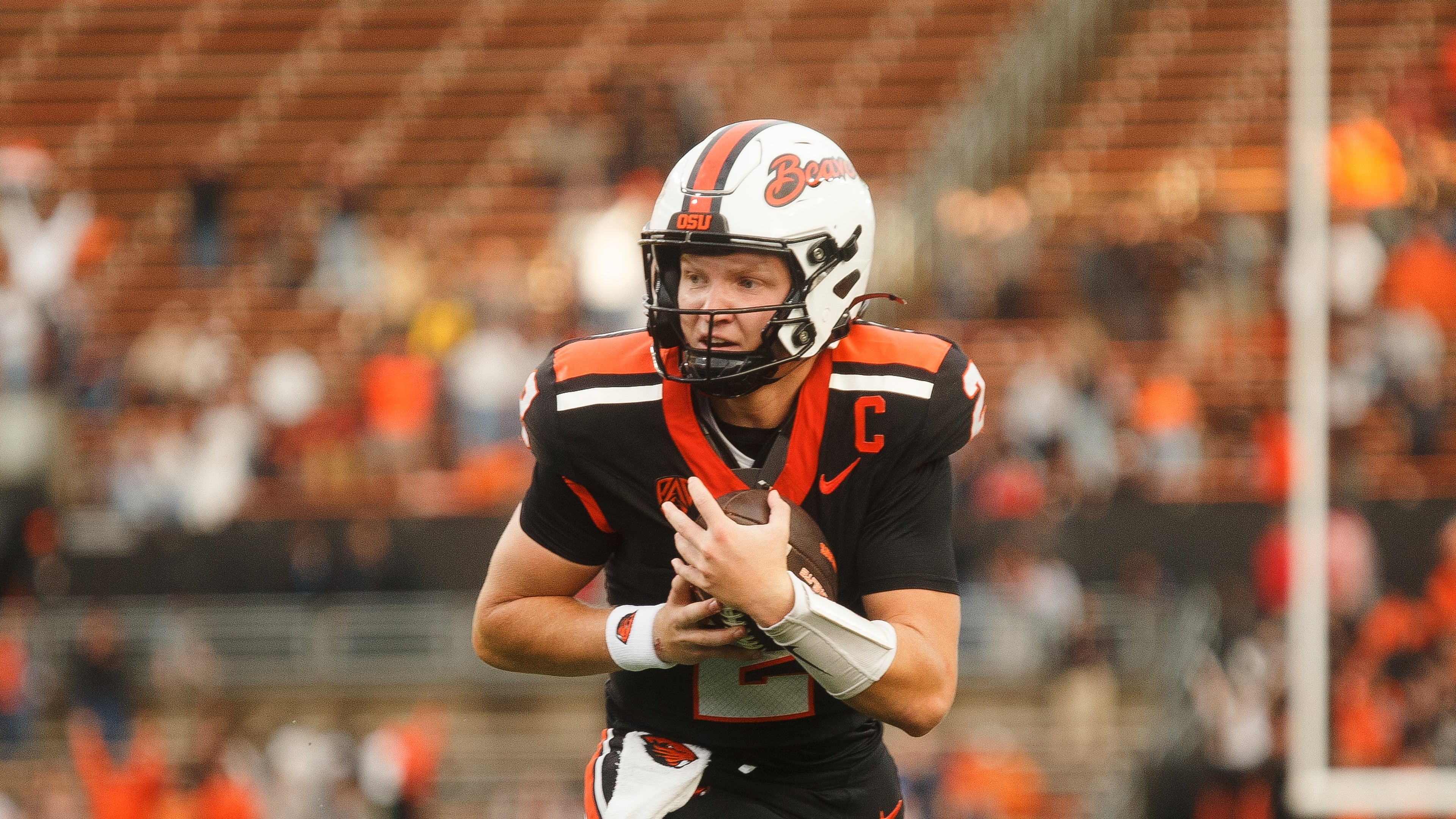 Oregon State Quarterback Braden Atkinson Matches Five-Touchdown Performance in Dominant Win