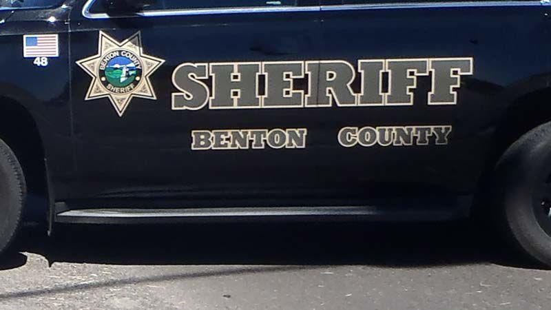 2 drivers dead, 2 children hurt after crash in Benton County