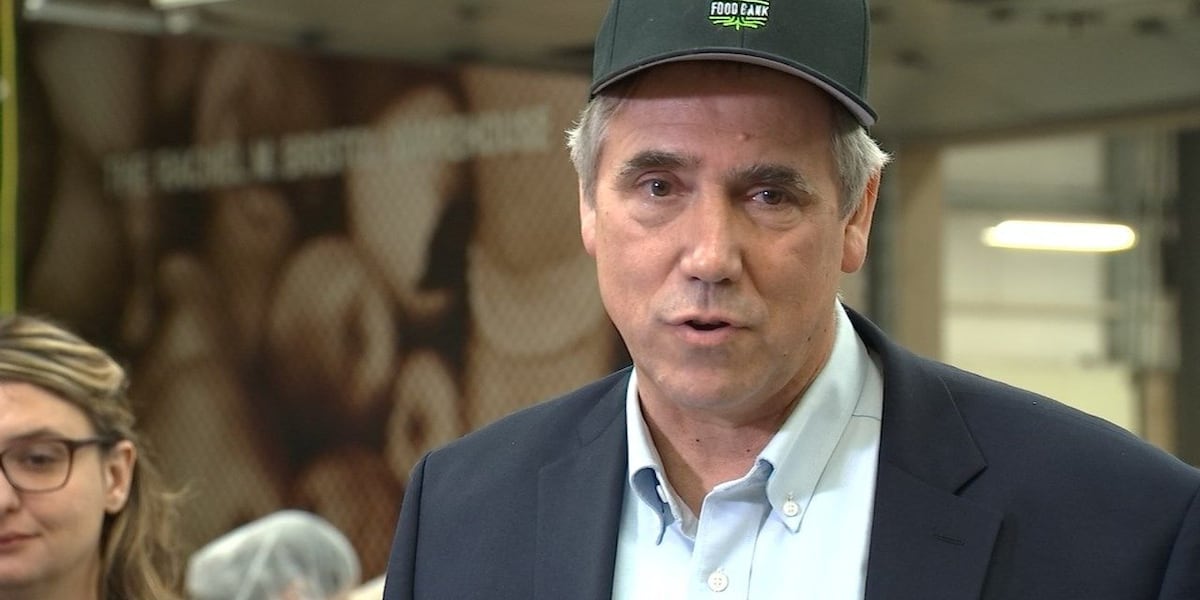 Oregon Senator Jeff Merkley announces 2026 re-election campaign