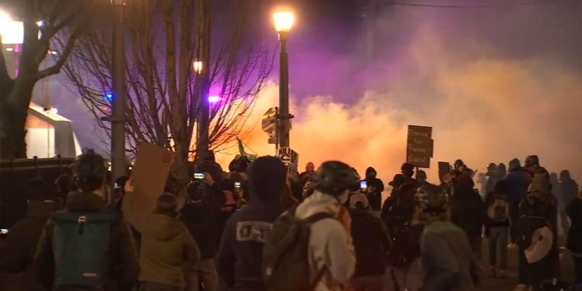 Federal agents barred from using crowd control munitions in lawsuit filed by Portland protesters