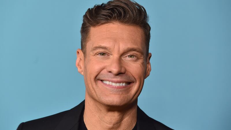 Ryan Seacrest makes debut on 'Wheel of Fortune' tonight