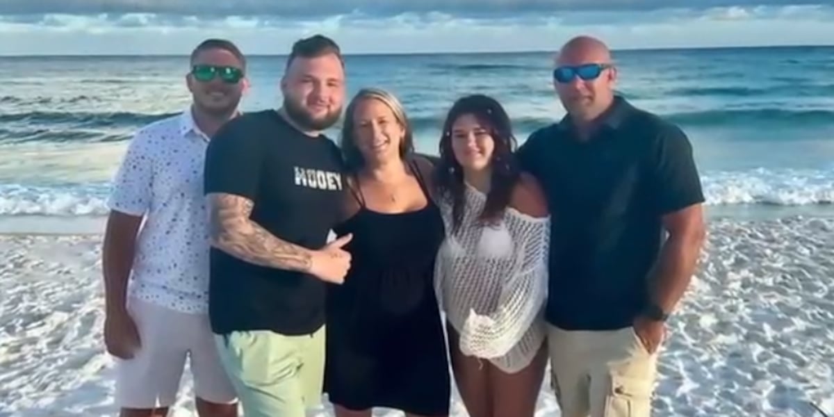 Mom of 3 dies after undergoing 'mommy makeover' tummy tuck procedure, family says Mom of 3 dies after undergoing 'mommy makeover' tummy tuck procedure, family says