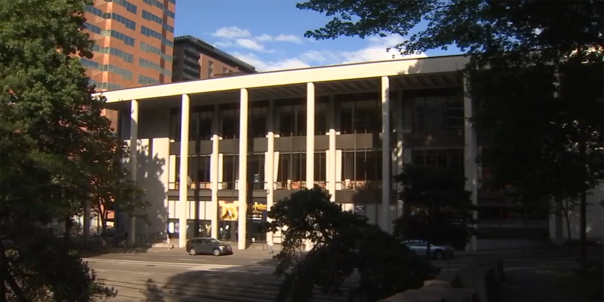 Portland city council committee approves proposal for new Broadway-style theater
