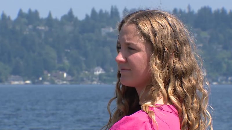Lillie Vehling is being hailed as a hero after she ran into a lake to save three young girls...