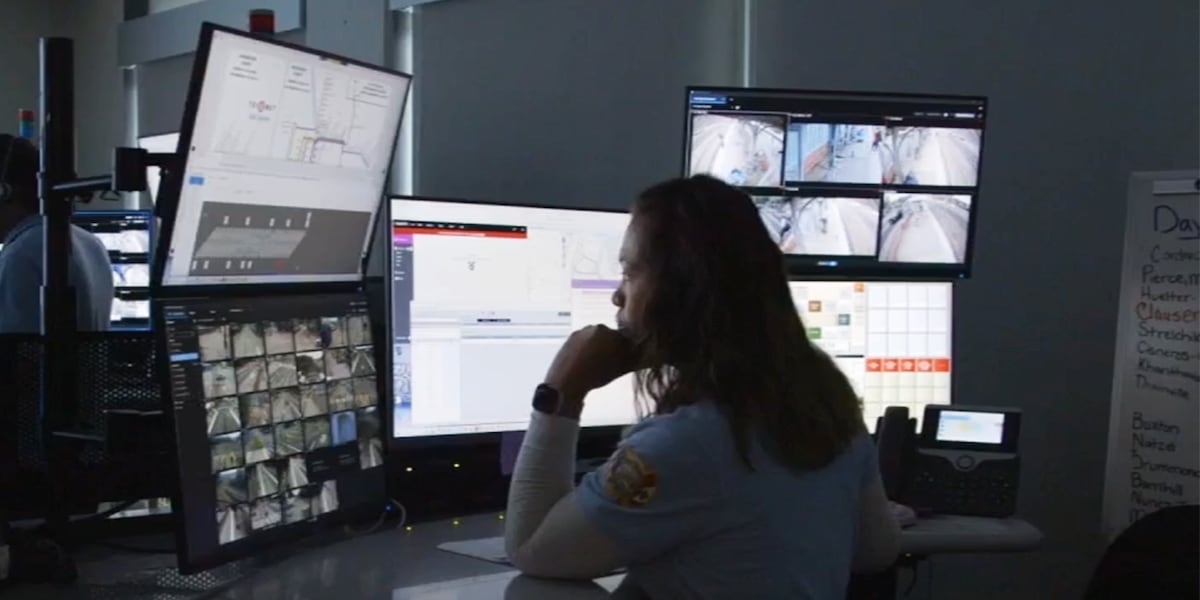 Security Guard Trimet TriMet unveils new 24/7 security center in push to keep riders safe