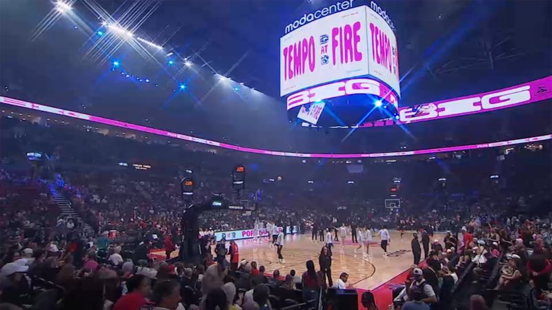 The Portland Fire snapped their five-game losing streak with a 97-83 win over the Toronto Tempo.