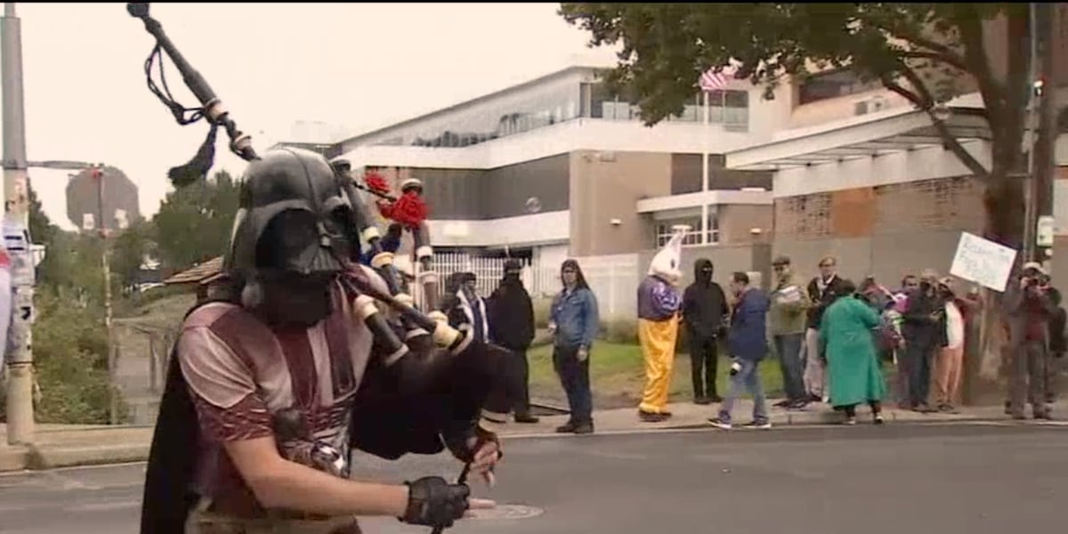 Operation Inflation From tear gas to t-rex costumes: Portland protesters turn tension into ...