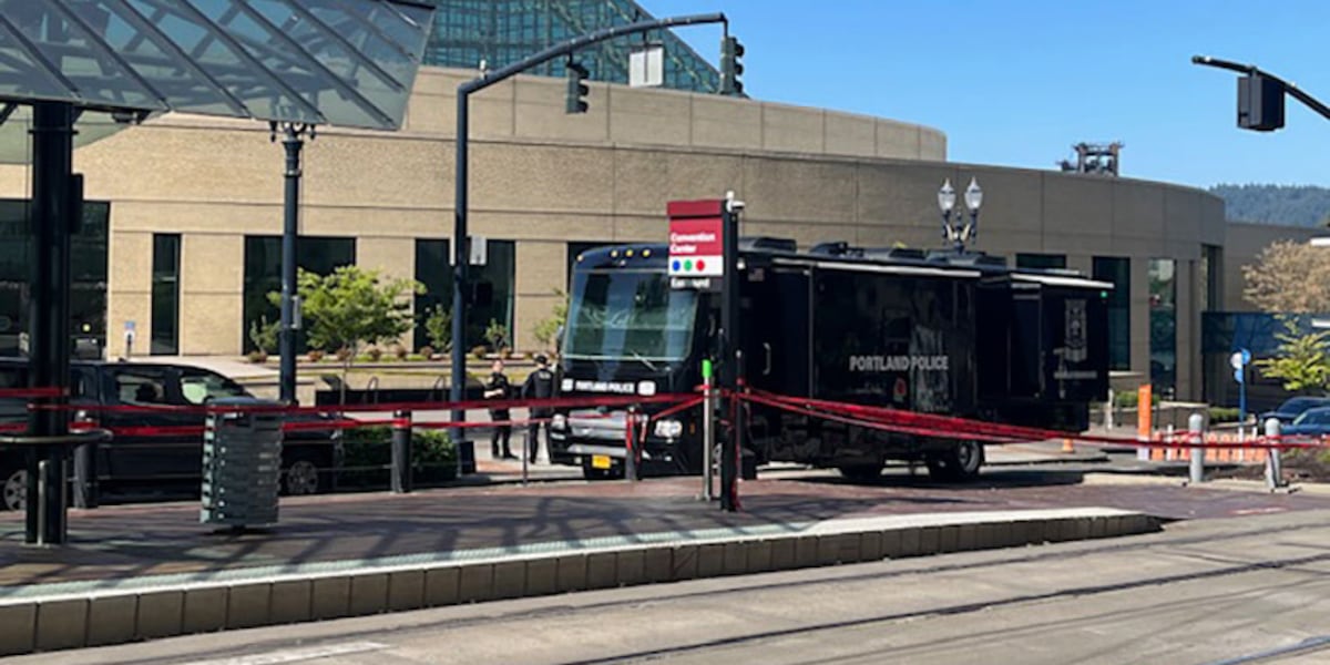 Man hospitalized; Suspect faces charges after assault at NE Portland TriMet station