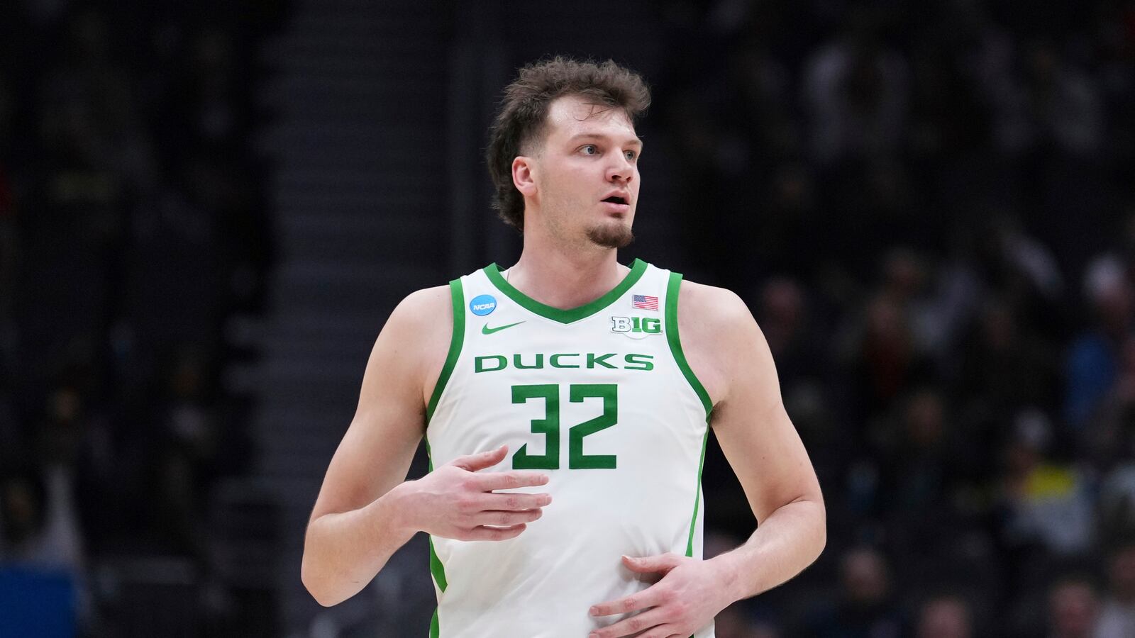 Oregon’s Bittle declares for NBA Draft, maintains college eligibility