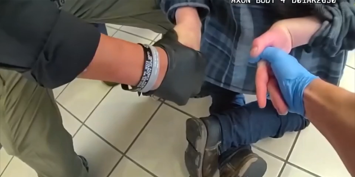 Image accompanying Body cam footage shows arrest of Vancouver bank robbery suspect, from KPTV